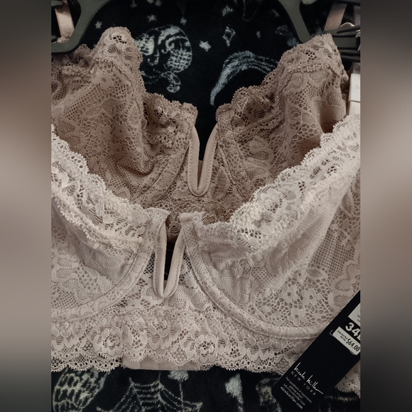 Lace Bustier Bra - Picture 11 of 12